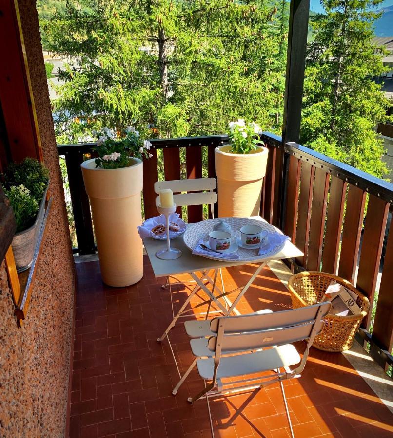 Elegante Trilocale Con Garage, Terrazzo E Vista Montagne Appartement Bardonecchia Buitenkant foto